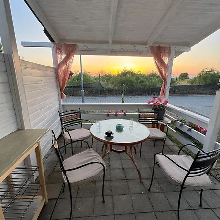 Apartment Pipi Village 8a Boldog