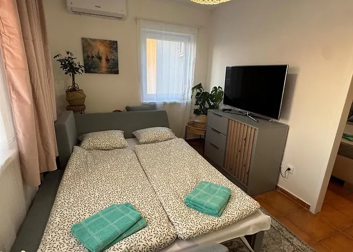 Pipi Village 8a Апартаменты *